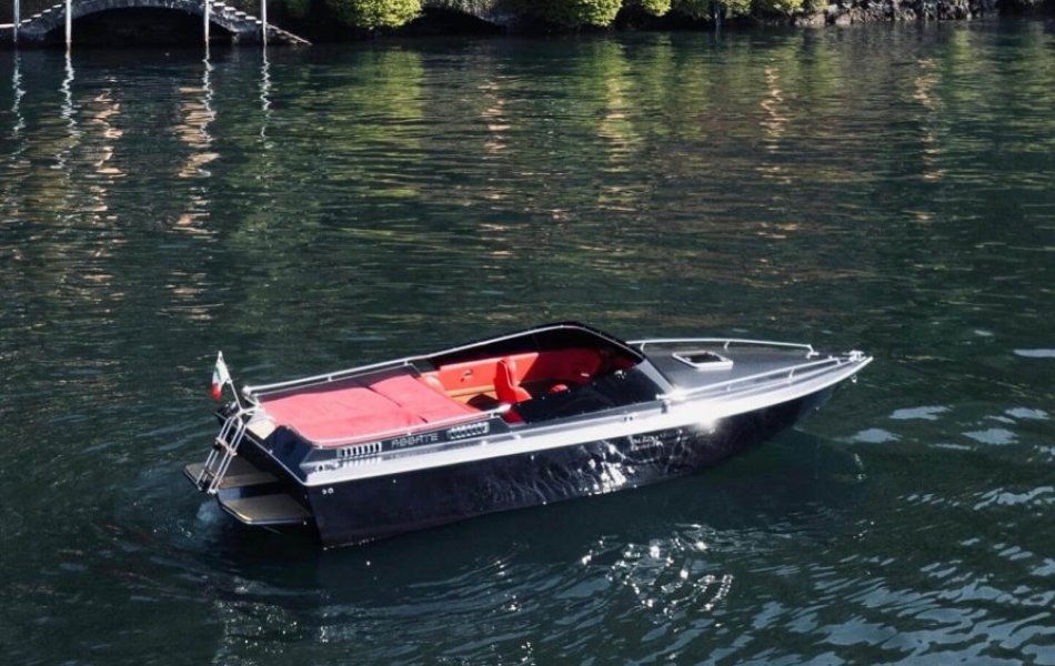 Como by boat