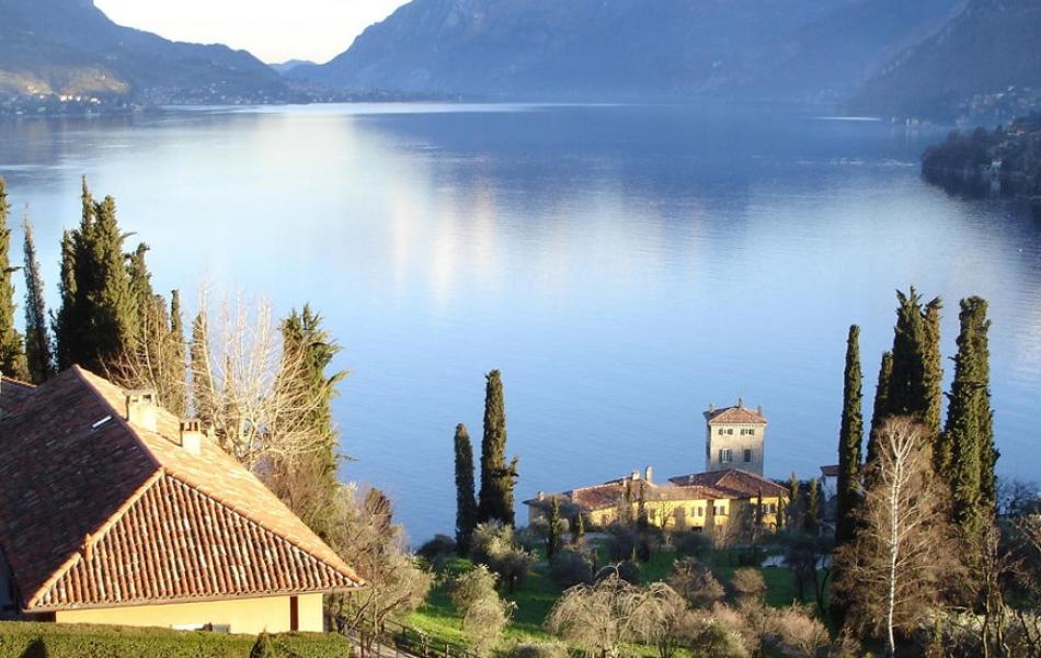 Cinema e lago